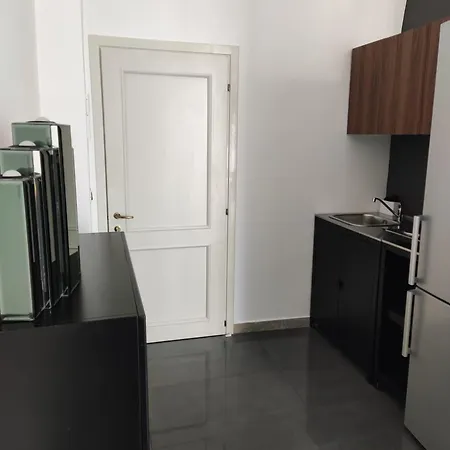 Trani Residence アパート トラーニ